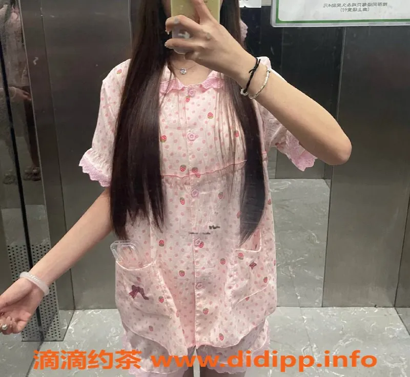 深圳楼凤-深圳宝安嫩妹小青，900价位超值体验