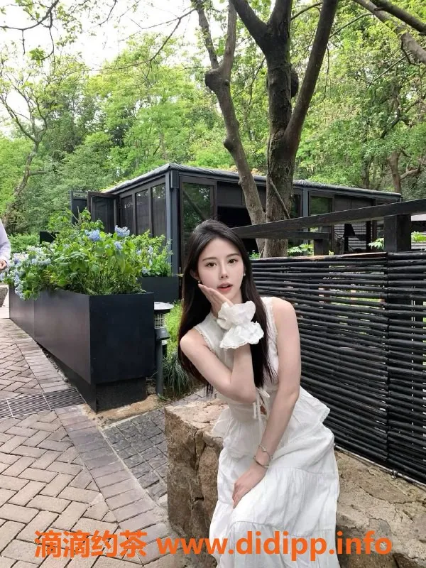 深圳楼凤资源信息,龙华婉清，164cm，44kg，23岁，服务优质