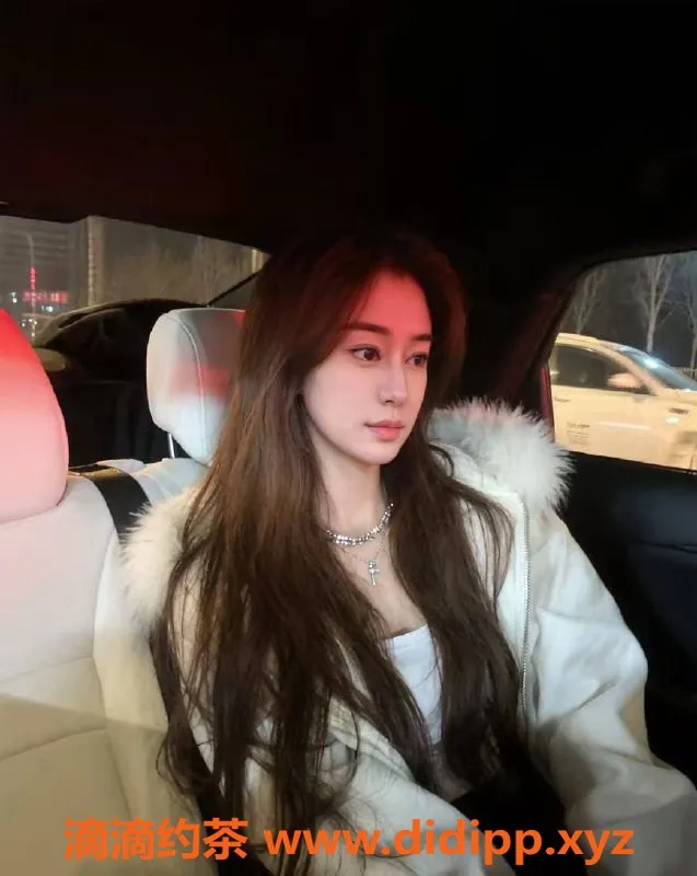 广州楼凤资源信息,佛山英英，800元享受大胸御姐服务