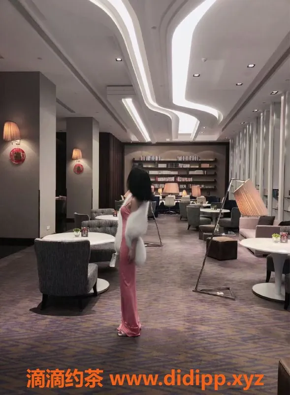 深圳楼凤-南山Sumi，163cm 43kg，1500P起，服务超赞！