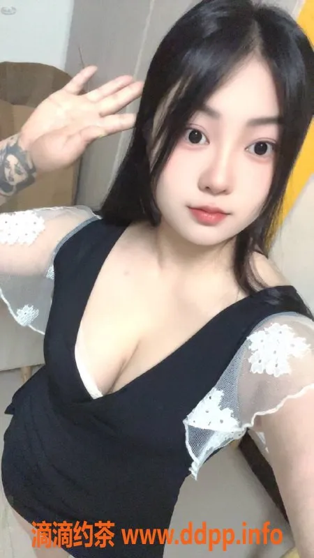 广州楼凤-广州花都乐乐，嫩妹中泰按摩体验