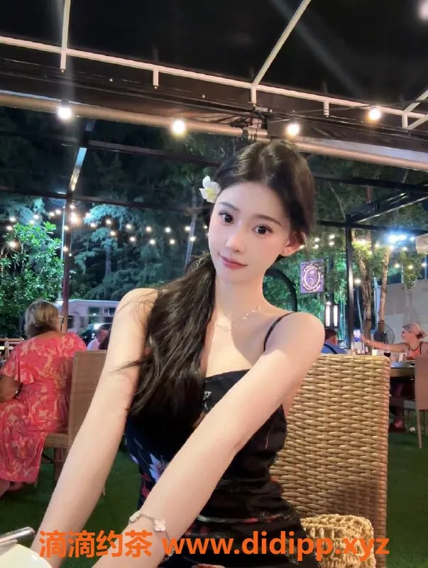 深圳楼凤-南山夕月，1400单人服务，2400双人优惠