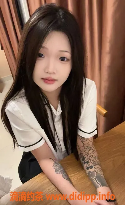 深圳楼凤-南山林可儿，18岁168c，46kg嫩妹服务