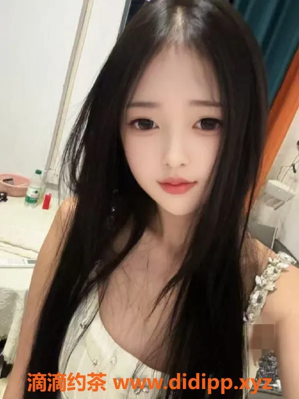 广州楼凤-番禺倩倩，700起的优质服务等你来体验！