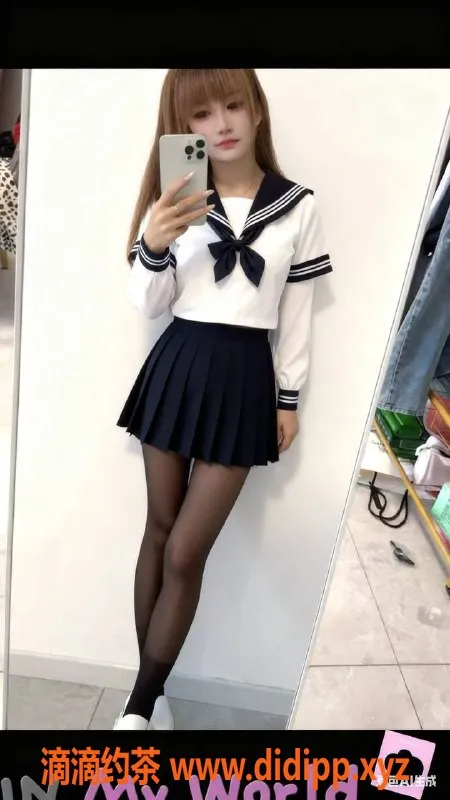 深圳楼凤-深圳罗湖小鱼老师，1000p，舌吻制服服务