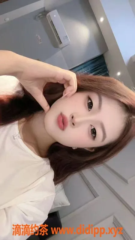 深圳楼凤-深圳龙岗竹眠，900p起，嫩妹舌吻制服体验