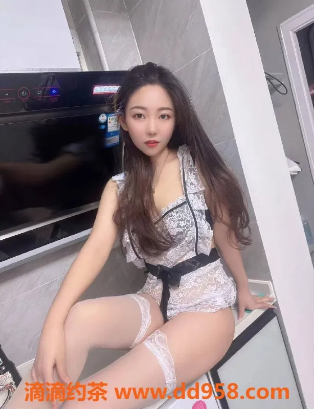 广州楼凤资源信息,广州天河伊娜，600双飞御姐等你来体验！