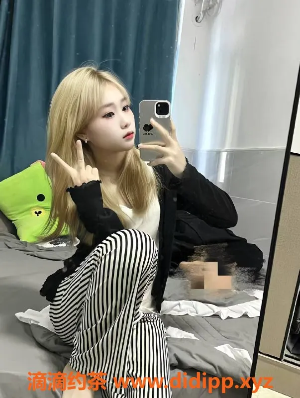 深圳楼凤-深圳宝安小不点，800p嫩妹制服服务