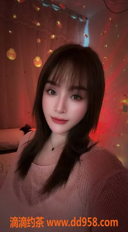 广州楼凤-广州天河御姐蒂娜，500元享舌吻与六九服务