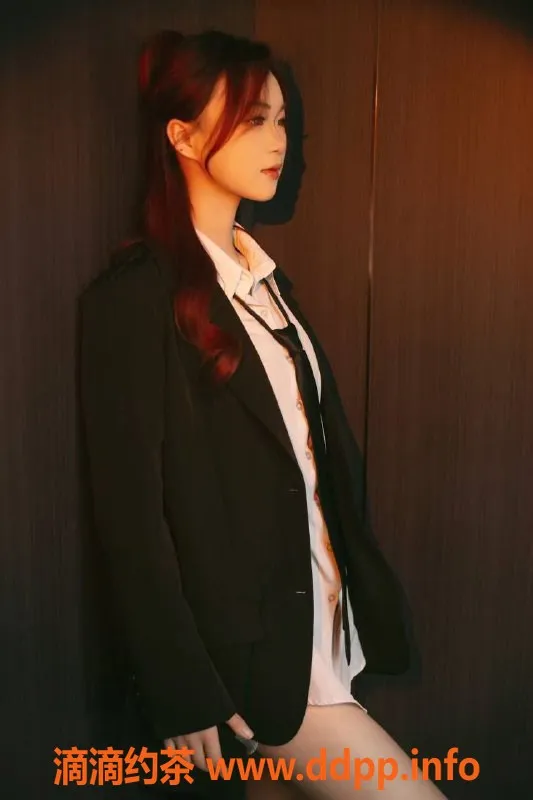 广州楼凤-广州越秀嘟嘟，700元，69服务