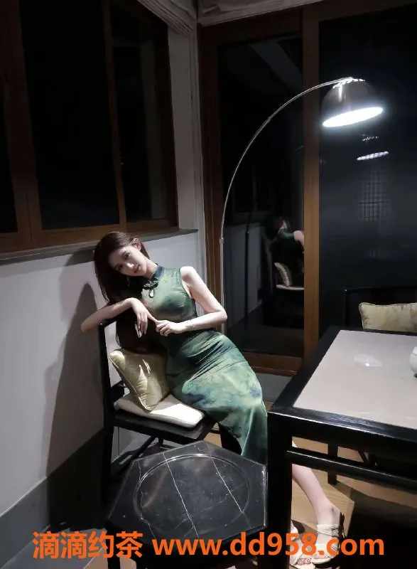 深圳楼凤-南山嫩妹小艺霏，1600起服务，真实验证！