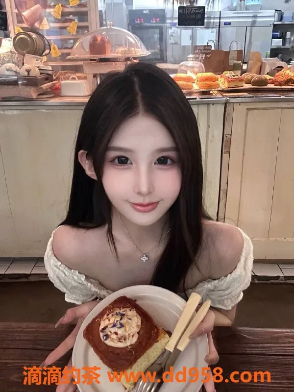 广州楼凤-天河区小奶盖，1300-2500元服务，等你来体验！