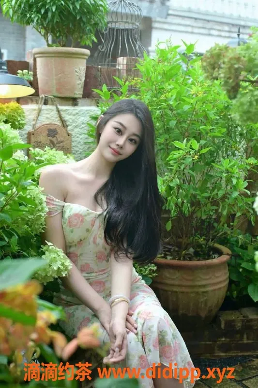 广州楼凤-白云区思思，700起，甜美服务