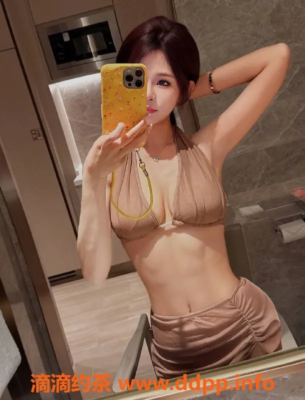 深圳楼凤-福田Vicky 165C 44kg 01年小妹，只需1521P