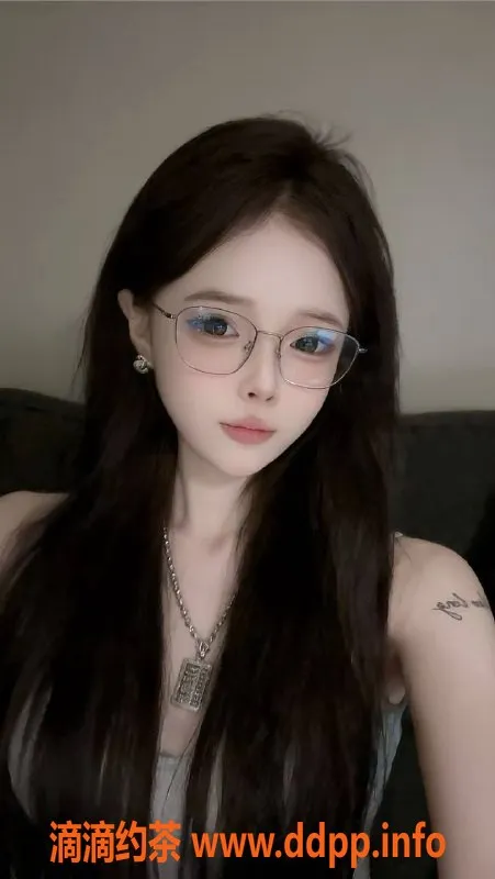 深圳楼凤-深圳福田紫萱，情趣制服鸳鸯浴，消费1000p起