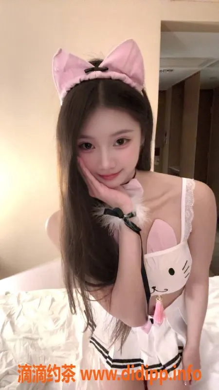 深圳楼凤资源信息,深圳福田小唯，1100p初体验，嫩妹制服诱惑