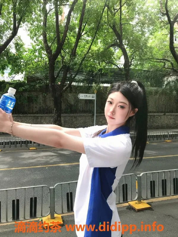 深圳楼凤资源信息,深圳福田嫩妹战战，1200起约会体验