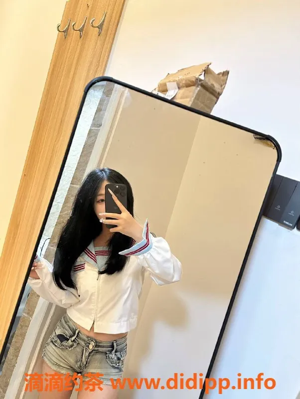 广州楼凤-广州海珠小倩，800元嫩妹服务等你来体验！