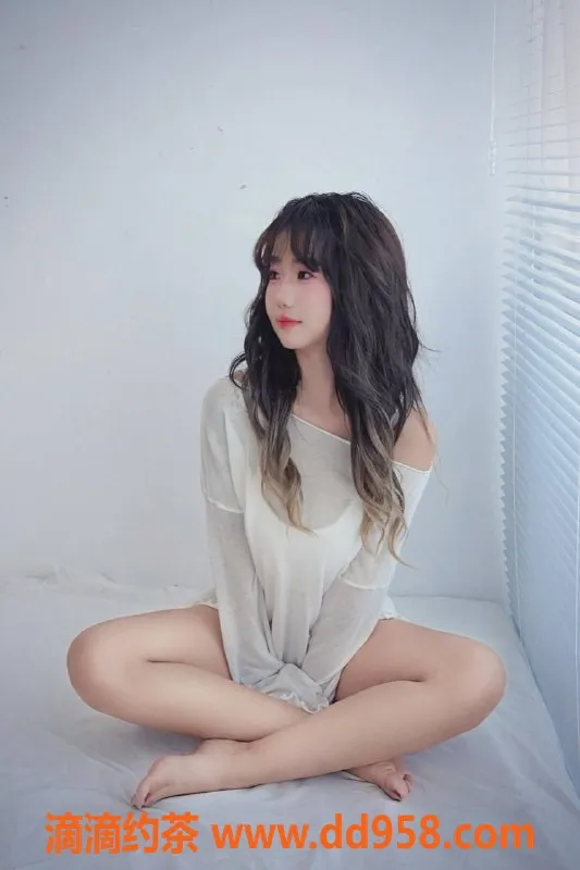 深圳楼凤-南山雅雅，700p体验嫩妹魅力