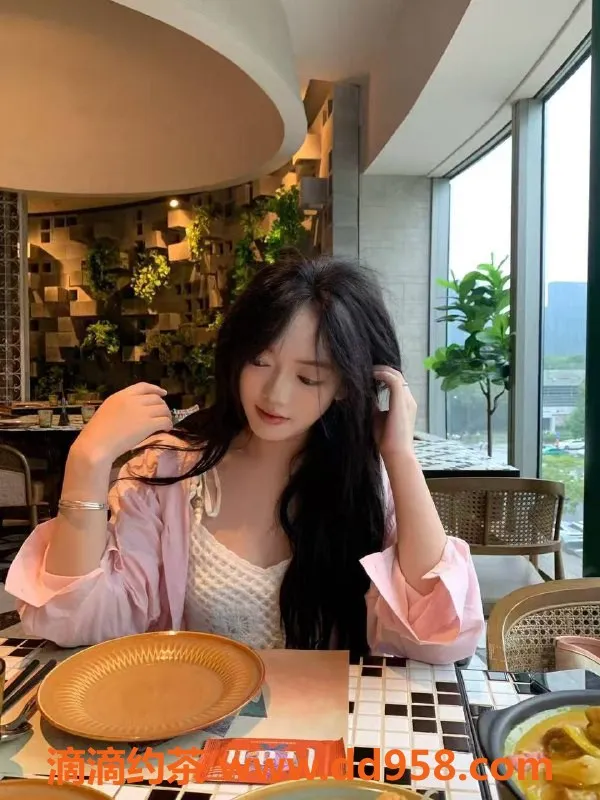 杭州楼凤资源信息,拱墅区嫩妹阳阳，69互舔服务超赞！