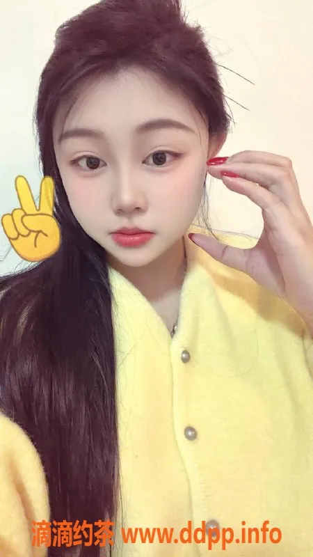 广州楼凤资源信息,广州天河小乖，500元大胸嫩妹服务