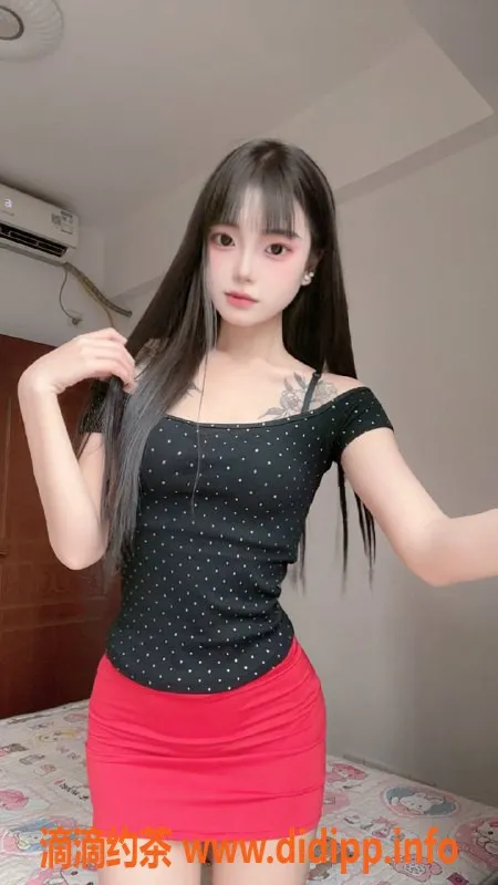 深圳楼凤-龙华小语 160cm 45kg 19岁嫩妹服务