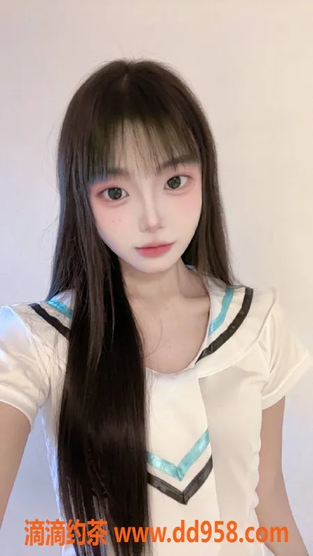 深圳楼凤-龙华小语 160cm 45kg 19岁嫩妹服务