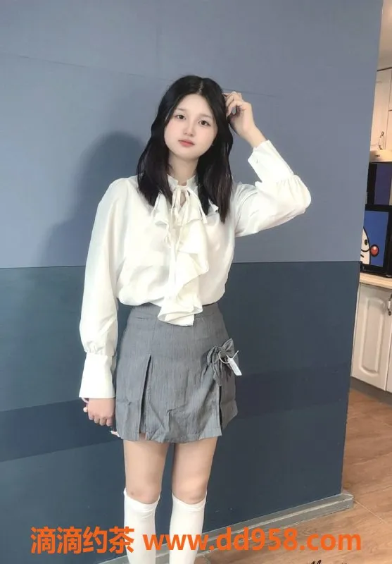 广州楼凤资源信息,广州番禺福宝，700元嫩妹上门服务