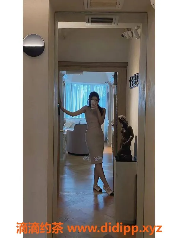 广州楼凤-佛山金沙洲语嫣嫩妹，1000p舌吻服务