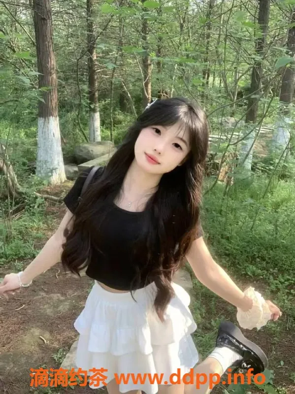 深圳楼凤资源信息,深圳宝安伊伊，800元尽享制服诱惑