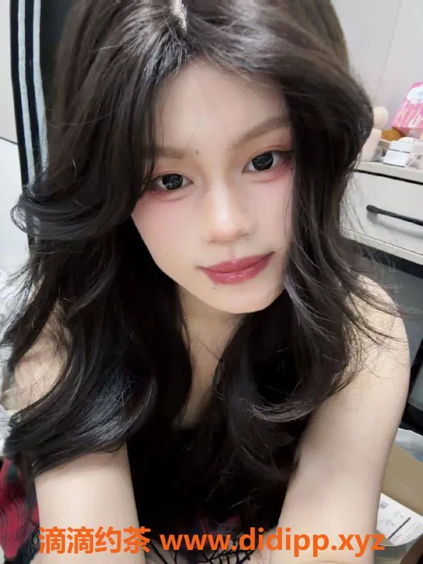 广州楼凤-广州番禺小y，600元嫩妹服务