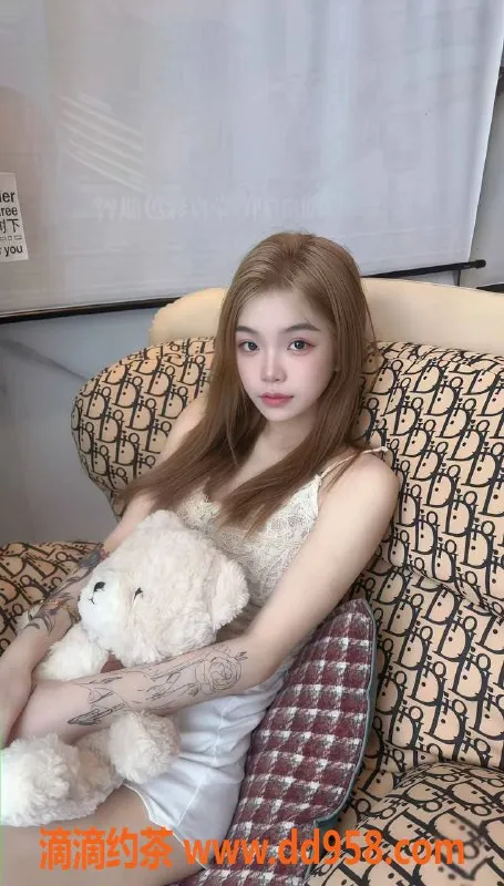 深圳楼凤-罗湖嫩妹安小五，18岁163cm，42kg