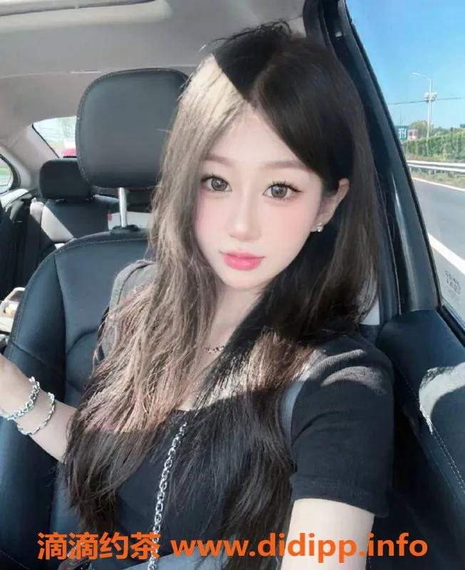 广州楼凤-广州天河嫩妹简意，800元体验绝佳服务