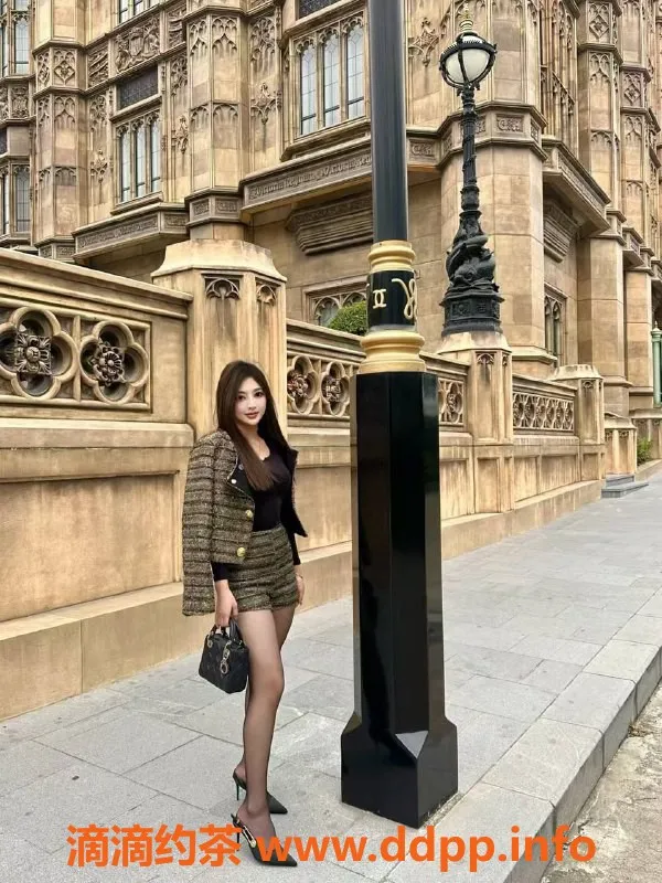 深圳楼凤-深圳甜甜蜜蜜，熟女服务，舌吻69体验！