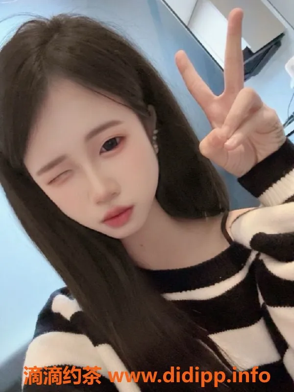 深圳楼凤资源信息,深圳龙岗嘉宝，800起，舌吻69，嫩妹体验