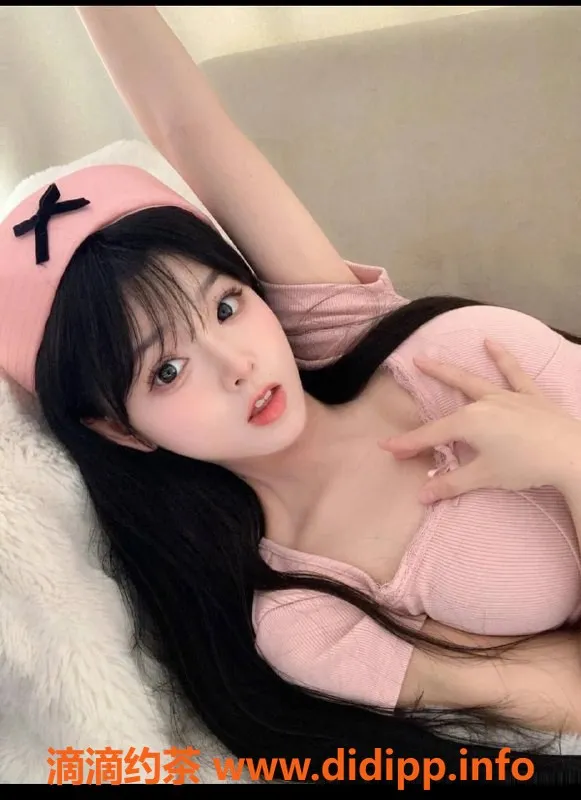 广州楼凤-花都区小雨，快餐两张，服务三张