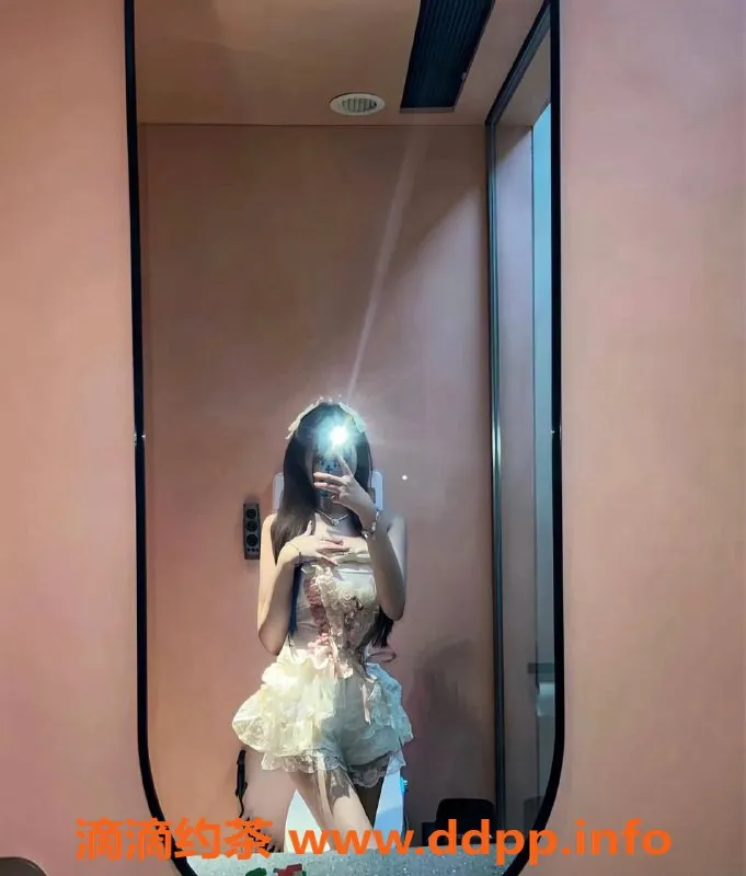 深圳楼凤资源信息,福田九乔，1200元茶费，美丽与服务并存