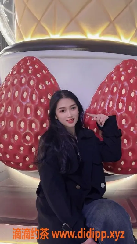 广州楼凤-海珠御姐瑶瑶，700元私密体验等你来！