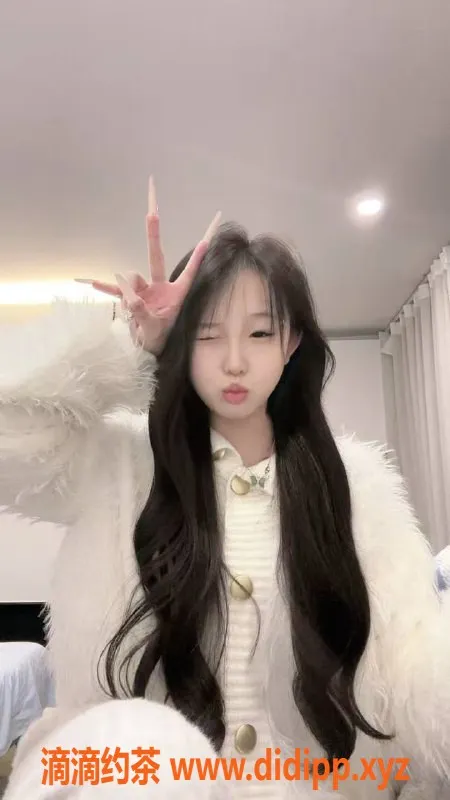 深圳楼凤-南山嫩妹梨花诗，1000p超值服务