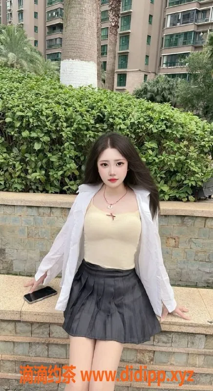 广州楼凤-白云区倩倩，课费800-1500，尽享私密服务