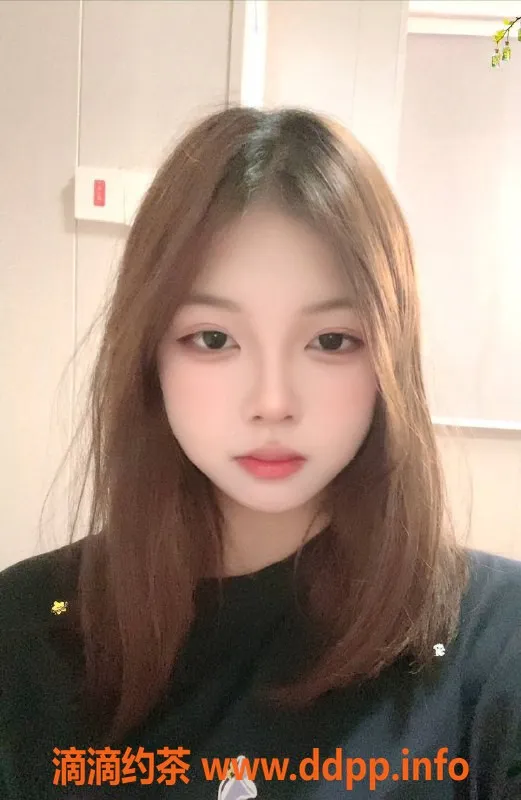 深圳楼凤-深圳龙华嫩妹晴晴，700p双向服务等你来体验！