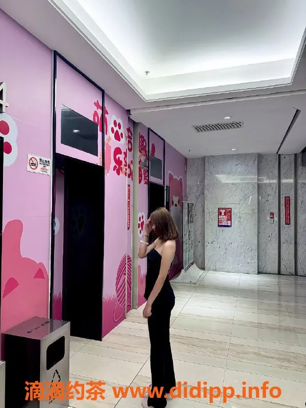 深圳楼凤资源信息,深圳龙华嫩妹晴晴，700p双向服务等你来体验！