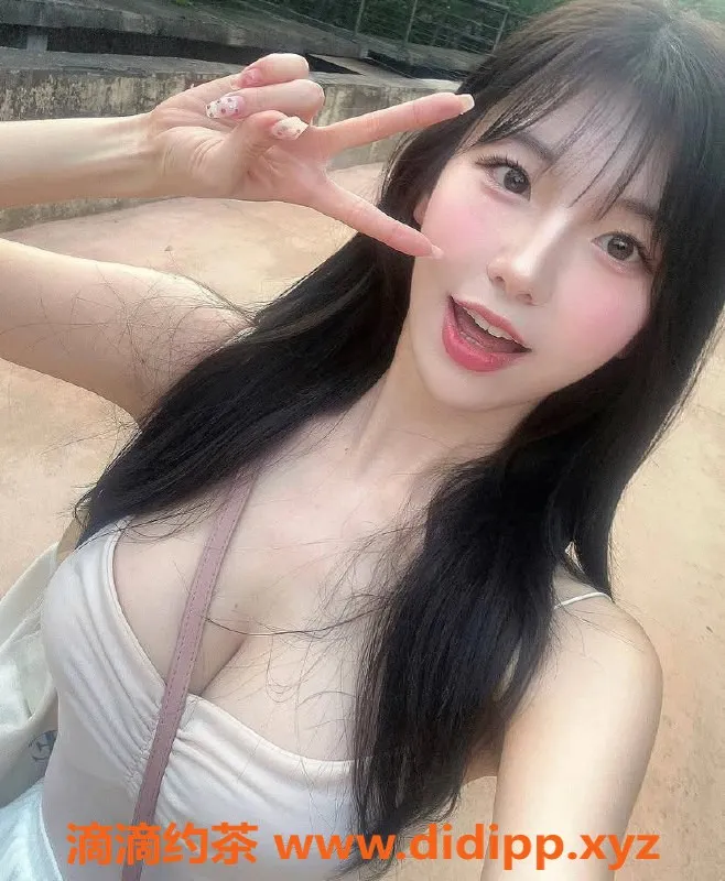 广州楼凤-广州天河小乔，700元私密服务体验