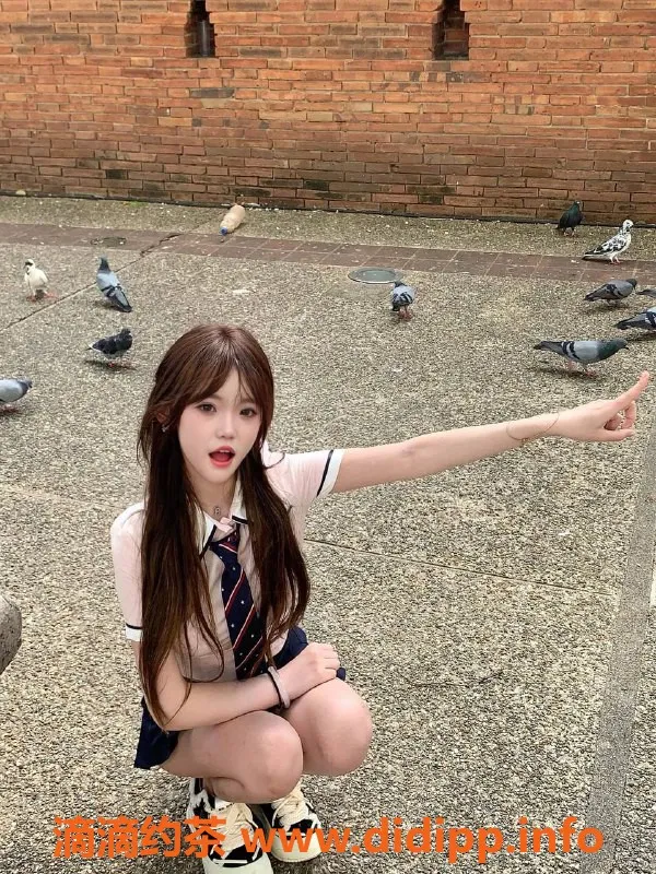 深圳楼凤-深圳程程，1000元起，制服诱惑等服务