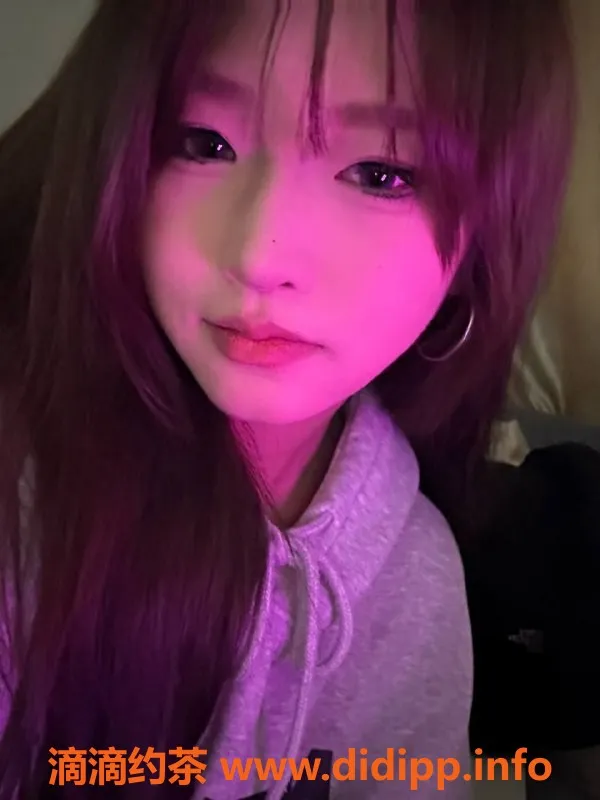 广州楼凤-天河嫩妹美羊羊，700元私密服务等你体验