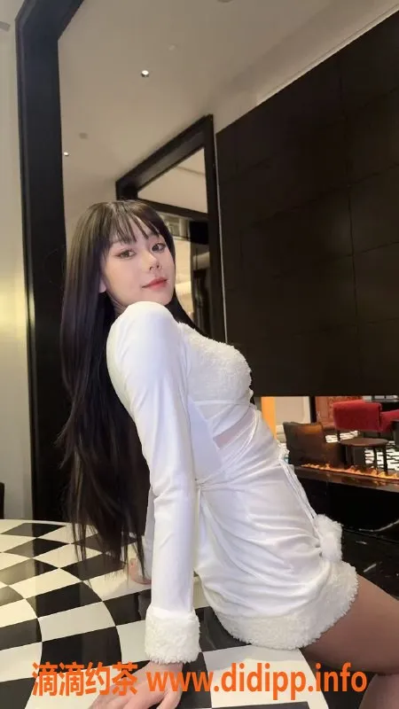 成都楼凤资源信息,武侯区福瑶，身材火辣的御姐车