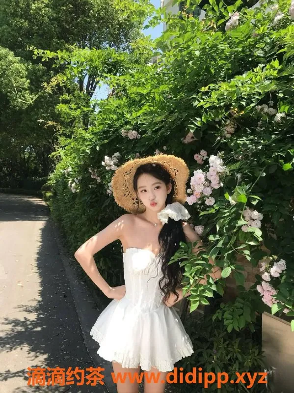 深圳楼凤-福田施施，5000元体验奢华服务