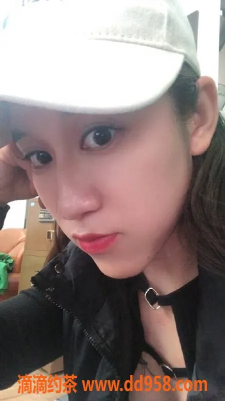 广州楼凤资源信息,番禺御姐菜菜，700p/1200pp服务，欢迎点评！