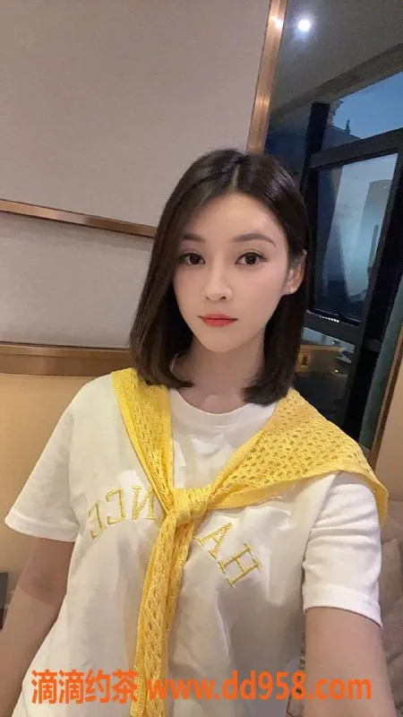 深圳楼凤-宝安晓欣，164cm，46kg，22岁，服务优质，800元起