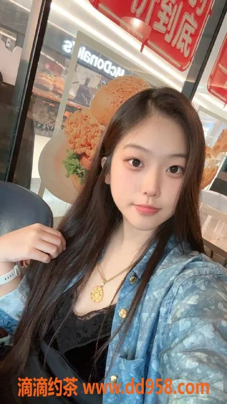 广州楼凤资源信息,广州番禺小瑶，800元嫩妹，上门服务